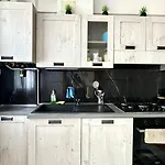 Διαμέρισμα Trilocale Con Giardino, Posto Auto E Wi-fi - P034