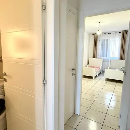 Trilocale Con Giardino, Posto Auto E Wi-fi - P034 Porto Recanati